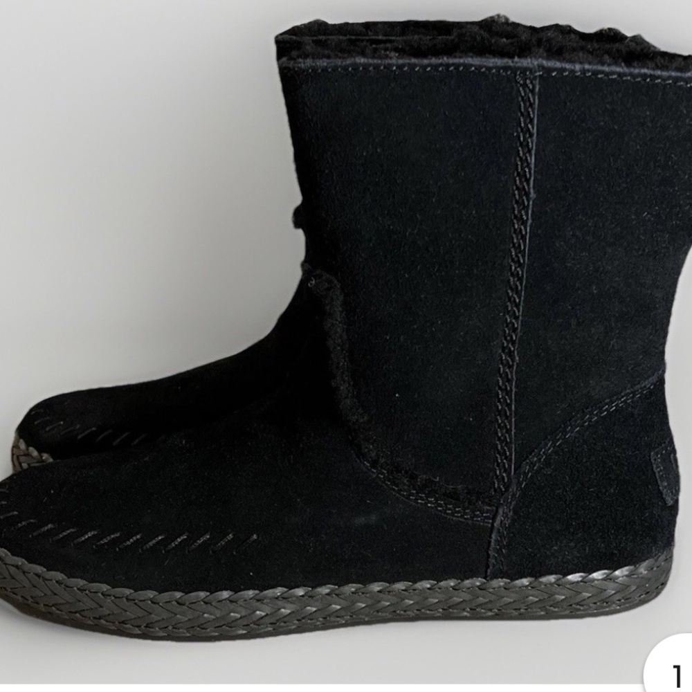 UGG Ailish Black Suede Leather Booties, Size 7